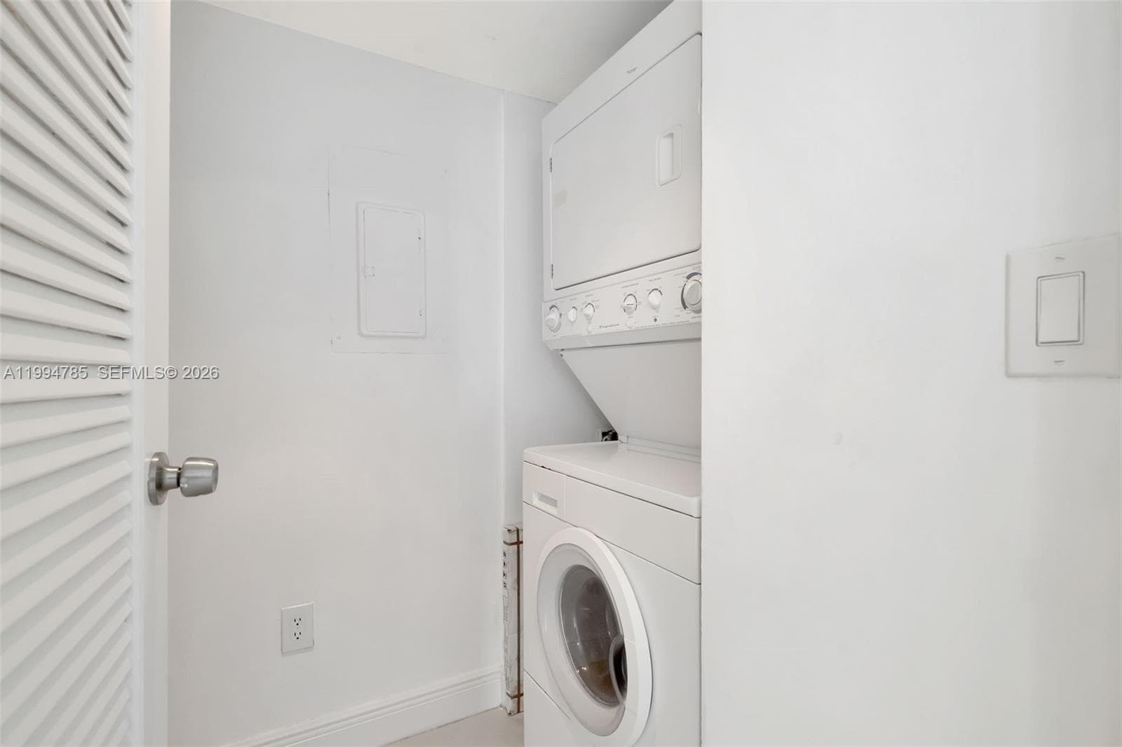 2333 Brickell Ave # 305, Miami FL 33129 — 27