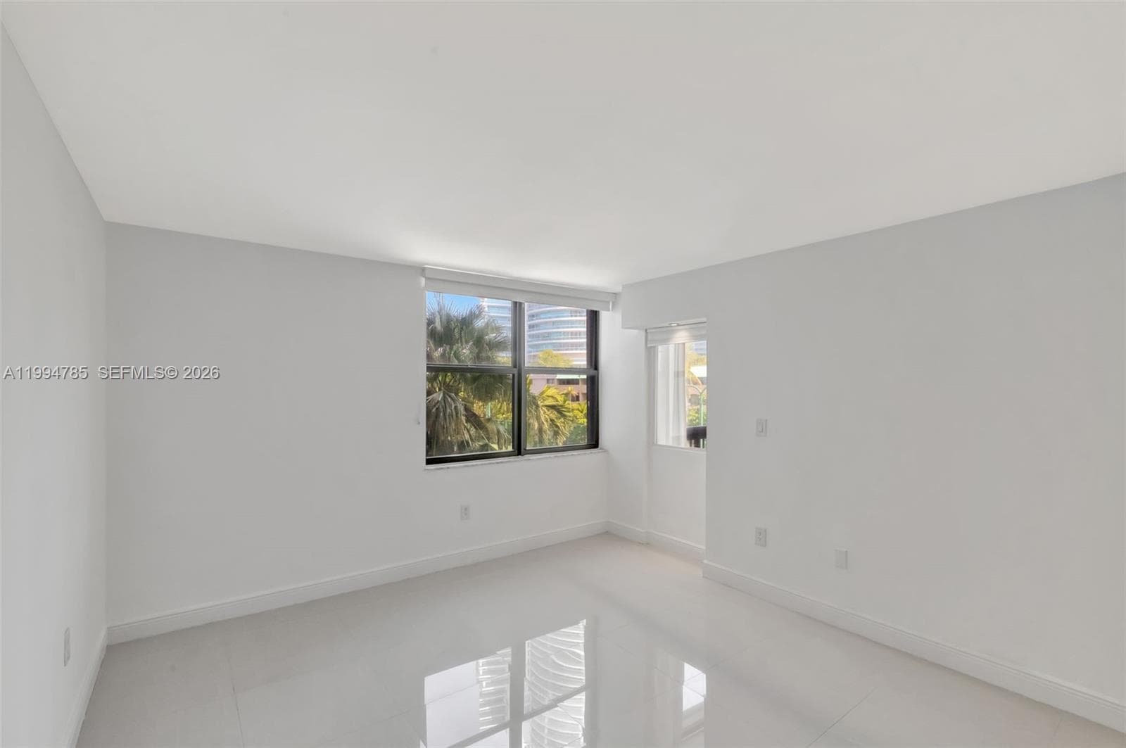 2333 Brickell Ave # 305, Miami FL 33129 — 22