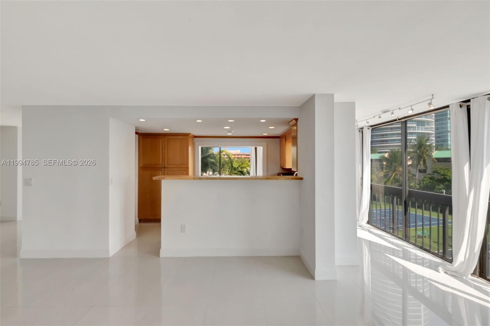 2333 Brickell Ave # 305, Miami FL 33129 — 7