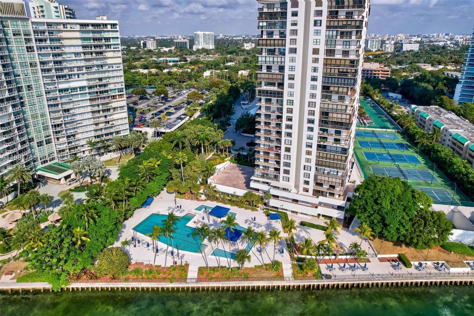 2333 Brickell Ave # 305, Miami FL 33129 — 54