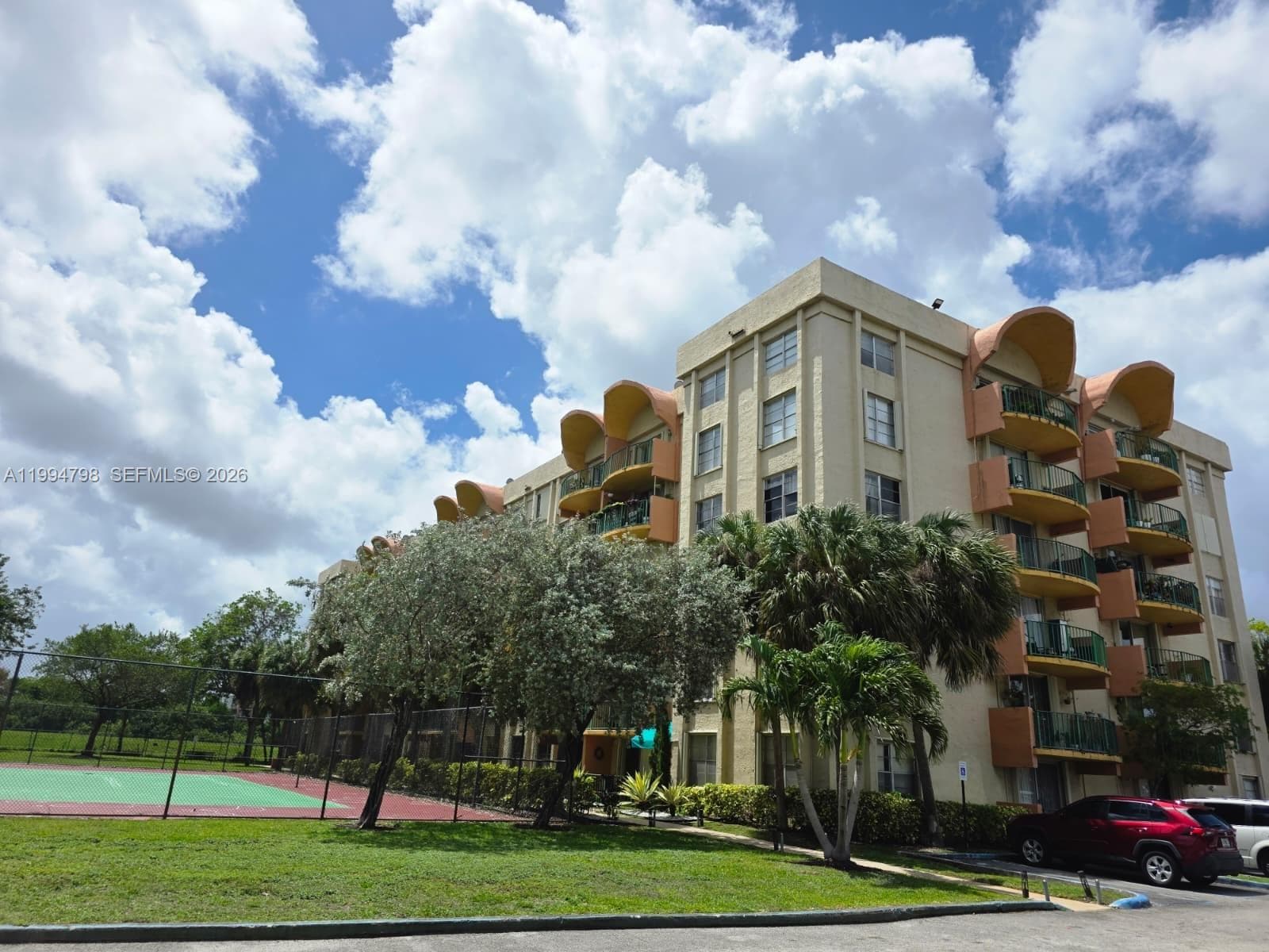9360 Fontainebleau Blvd # 503, Miami FL 33172 — 23