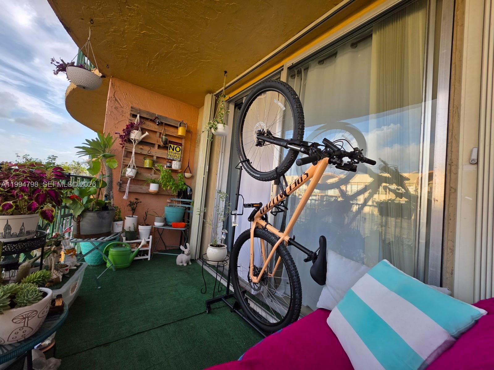 9360 Fontainebleau Blvd # 503, Miami FL 33172 — 17