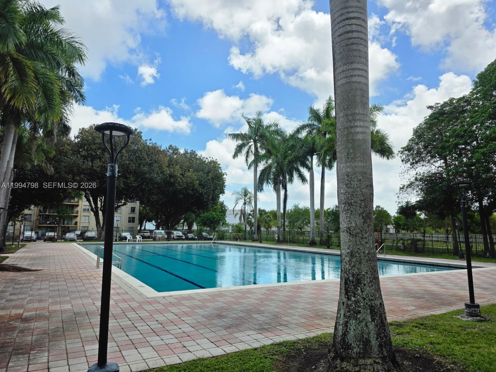 9360 Fontainebleau Blvd # 503, Miami FL 33172 — 30