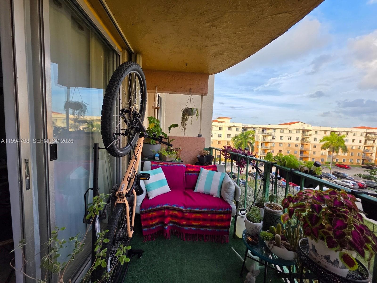 9360 Fontainebleau Blvd # 503, Miami FL 33172 — 18