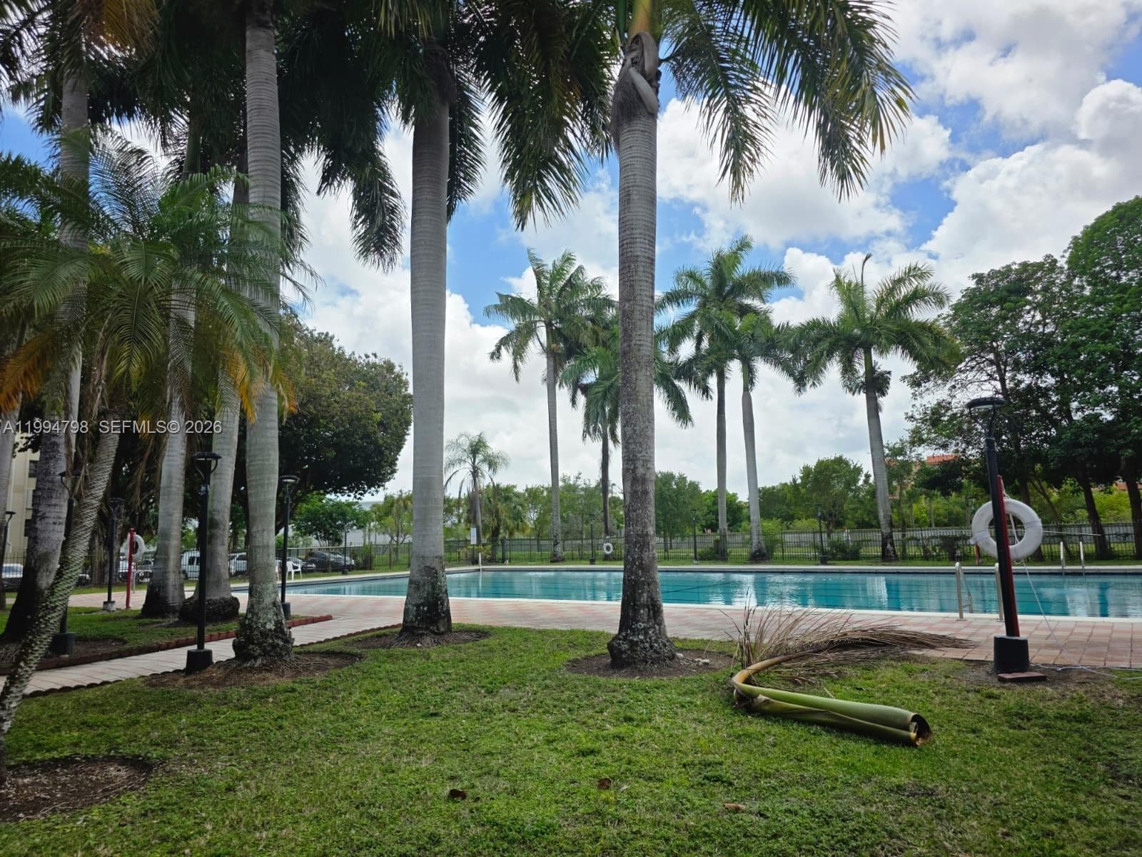 9360 Fontainebleau Blvd # 503, Miami FL 33172 — 29