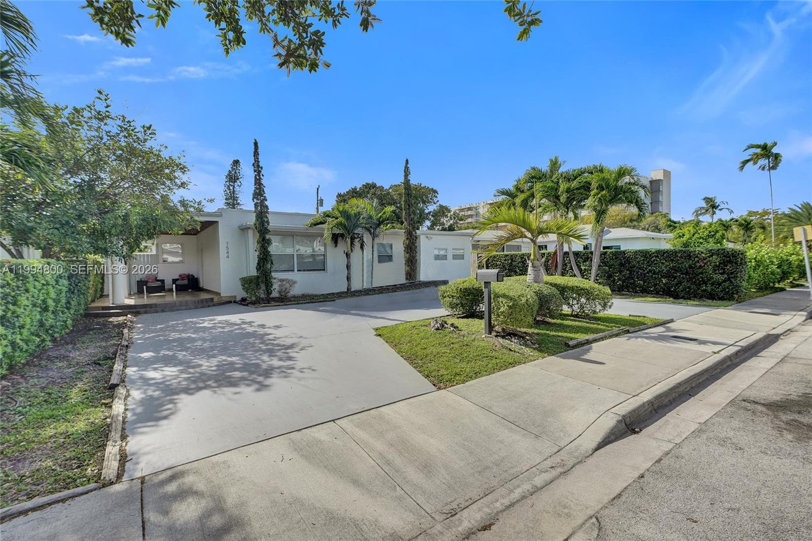 7544 Adventure Ave, North Bay Village FL 33141 — 52