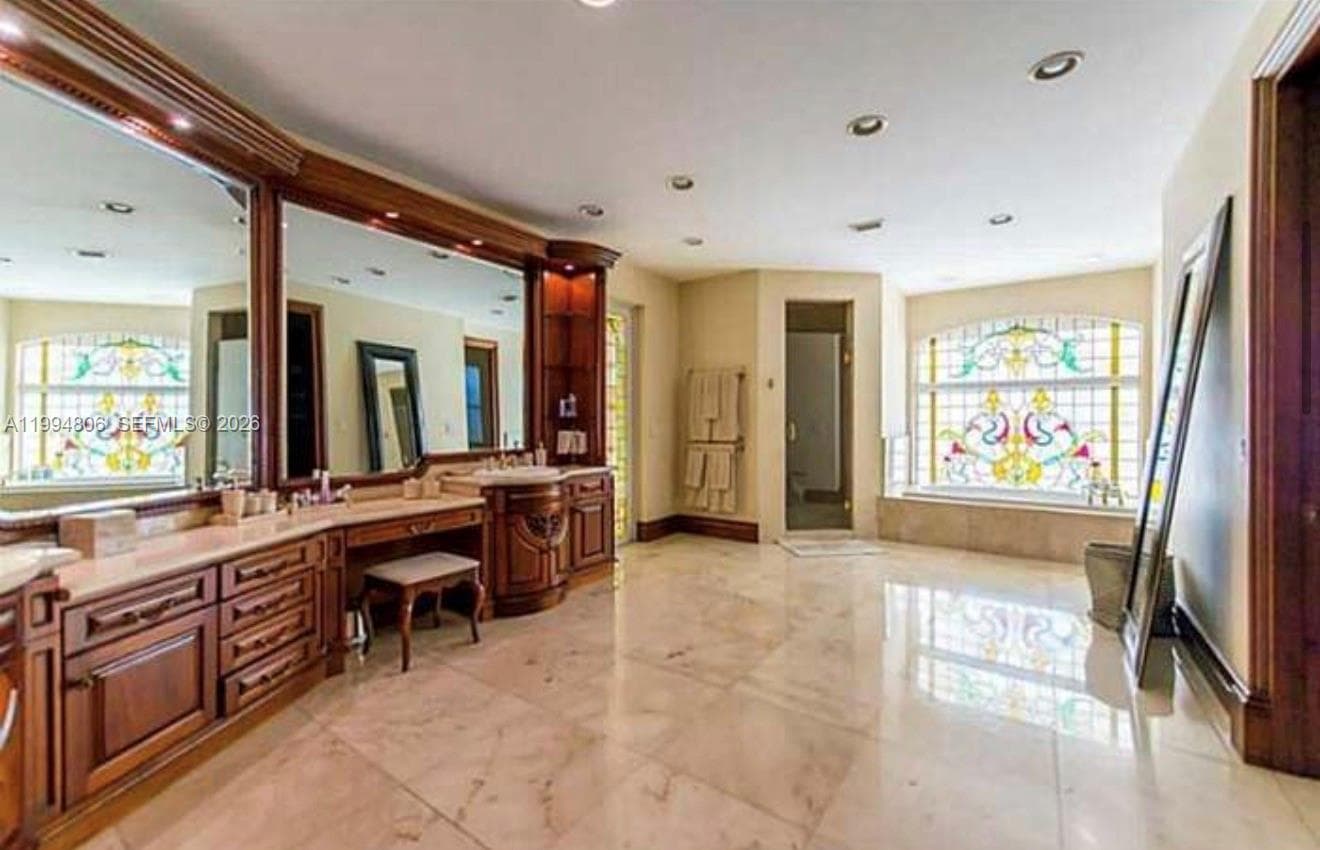 3630 Justison Rd, Miami FL 33133 — 6