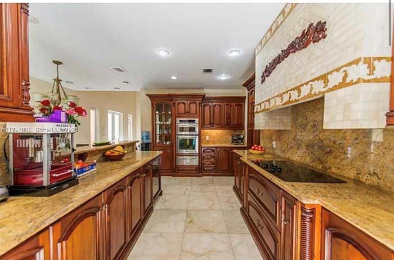 3630 Justison Rd, Miami FL 33133 — 5