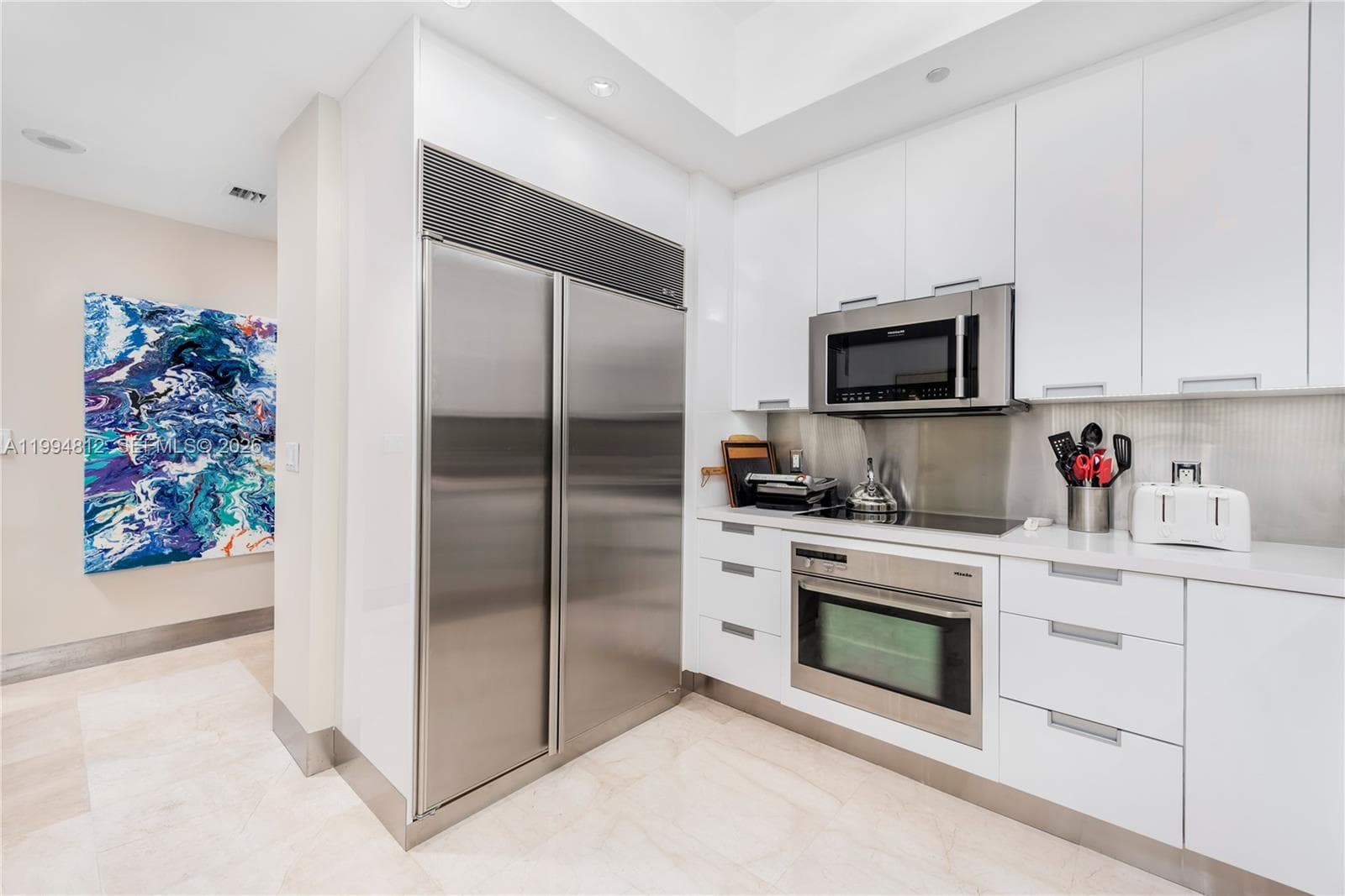 100 S Pointe Dr # 610, Miami Beach FL 33139 — 16