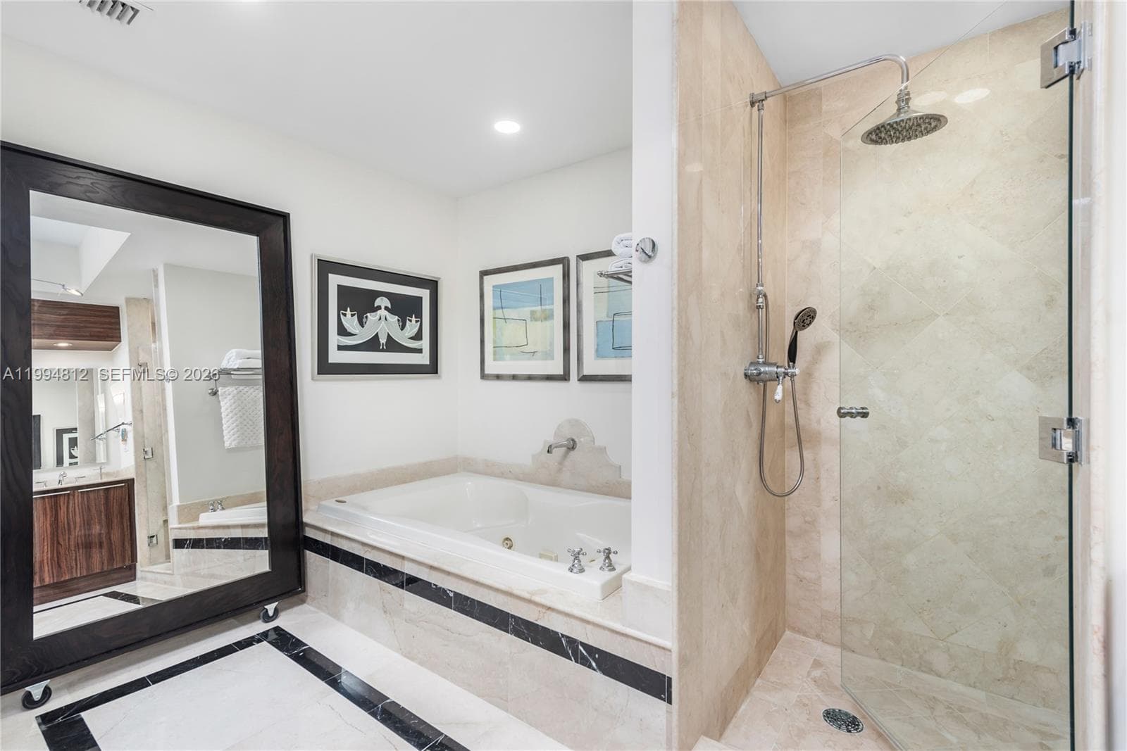 100 S Pointe Dr # 610, Miami Beach FL 33139 — 22