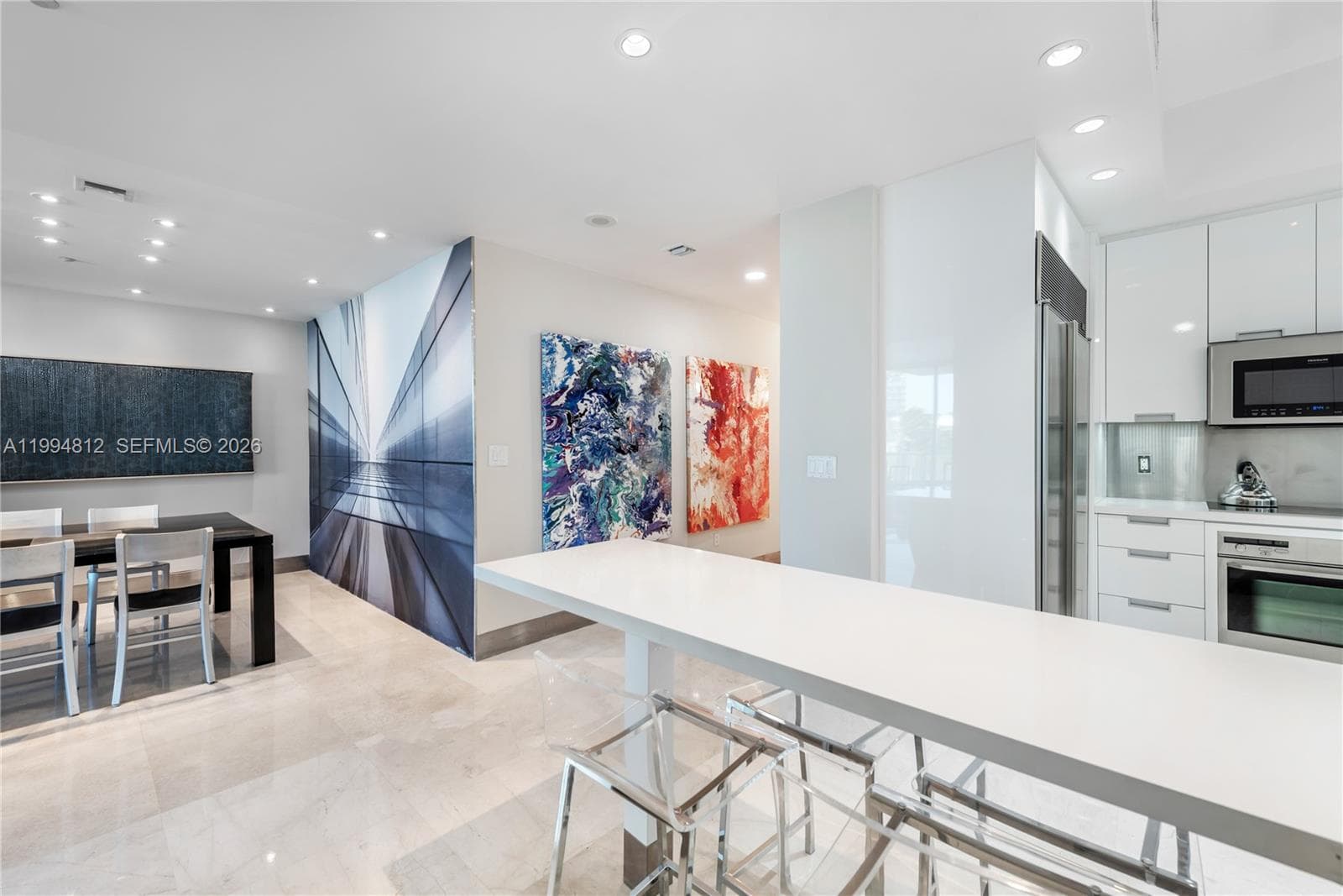 100 S Pointe Dr # 610, Miami Beach FL 33139 — 15