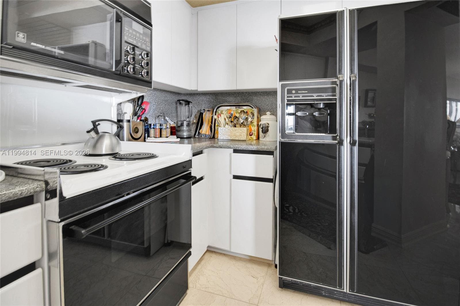 6767 Collins Ave # 504, Miami Beach FL 33141 — 25