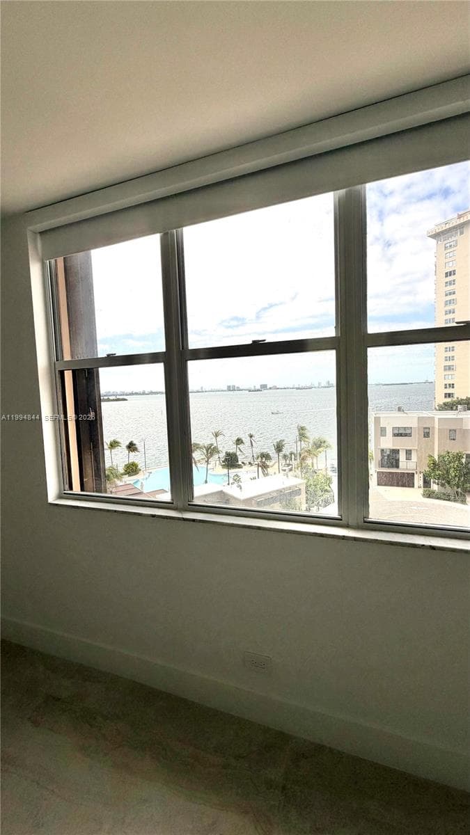 1800 NE 114th St # 605, North Miami FL 33181 — 23