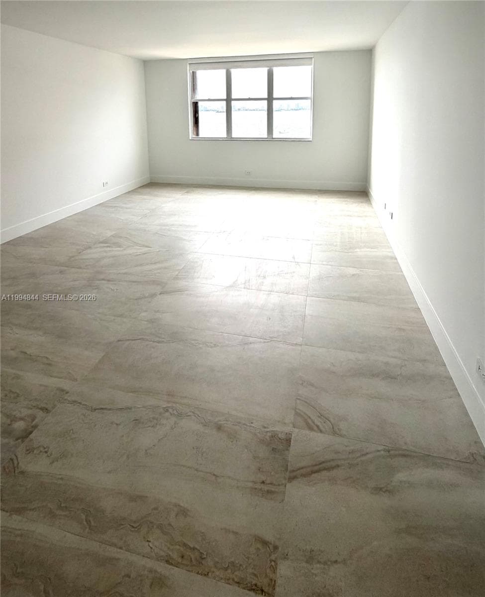 1800 NE 114th St # 605, North Miami FL 33181 — 22