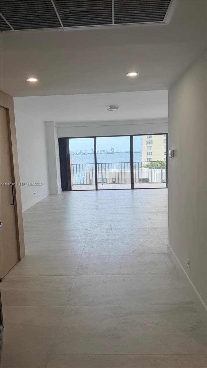 1800 NE 114th St # 605, North Miami FL 33181 — 24