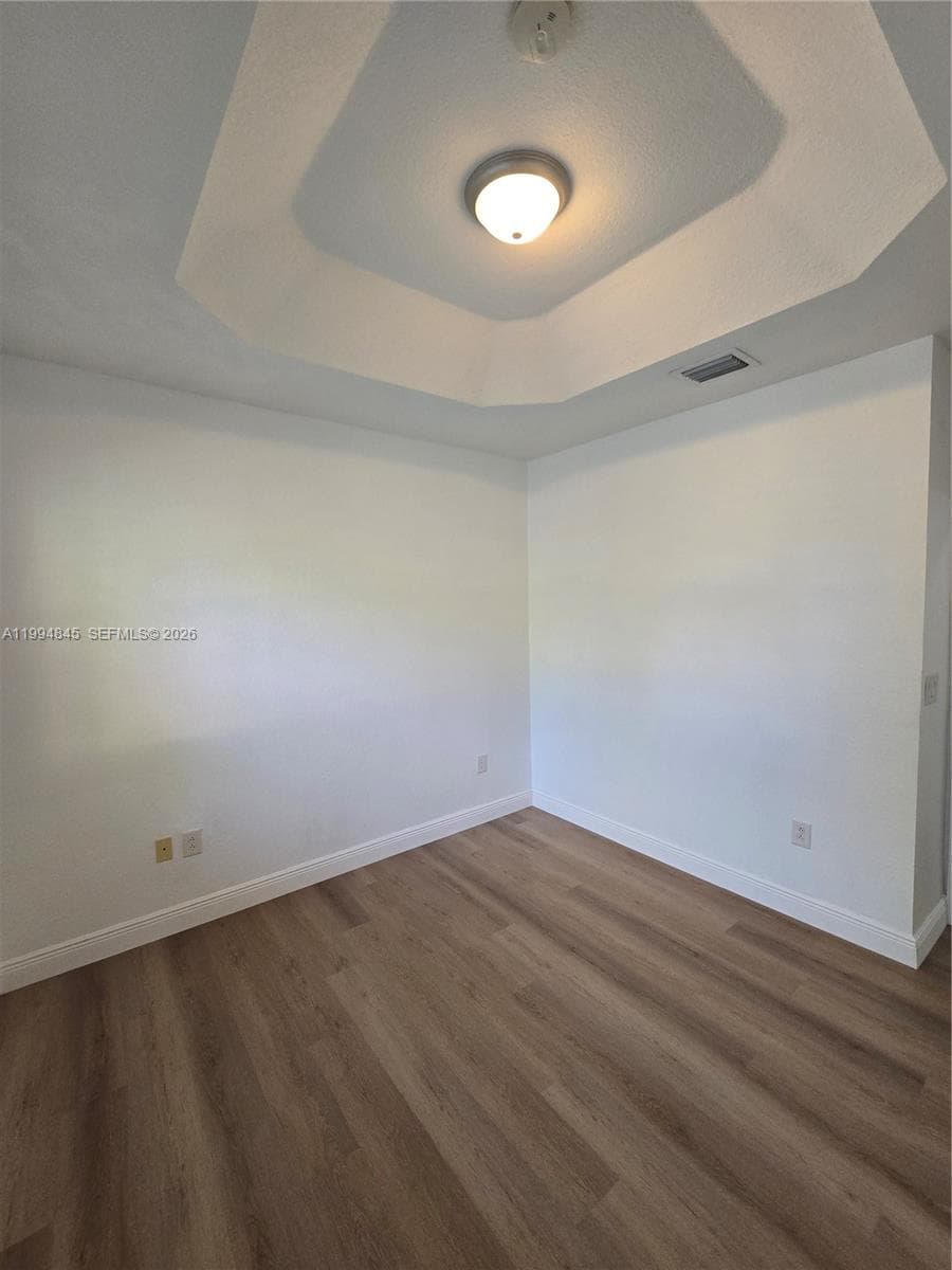 1575 NE 33rd Ave # 9, Homestead FL 33033 — 34