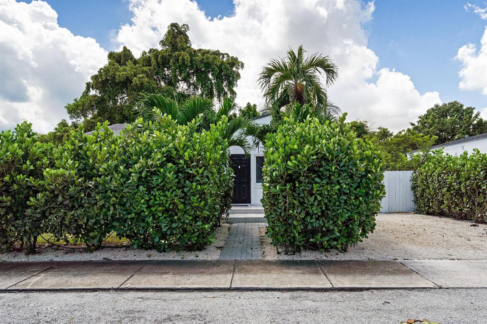 1044 NW 60th Street, Miami FL 33127 — 2