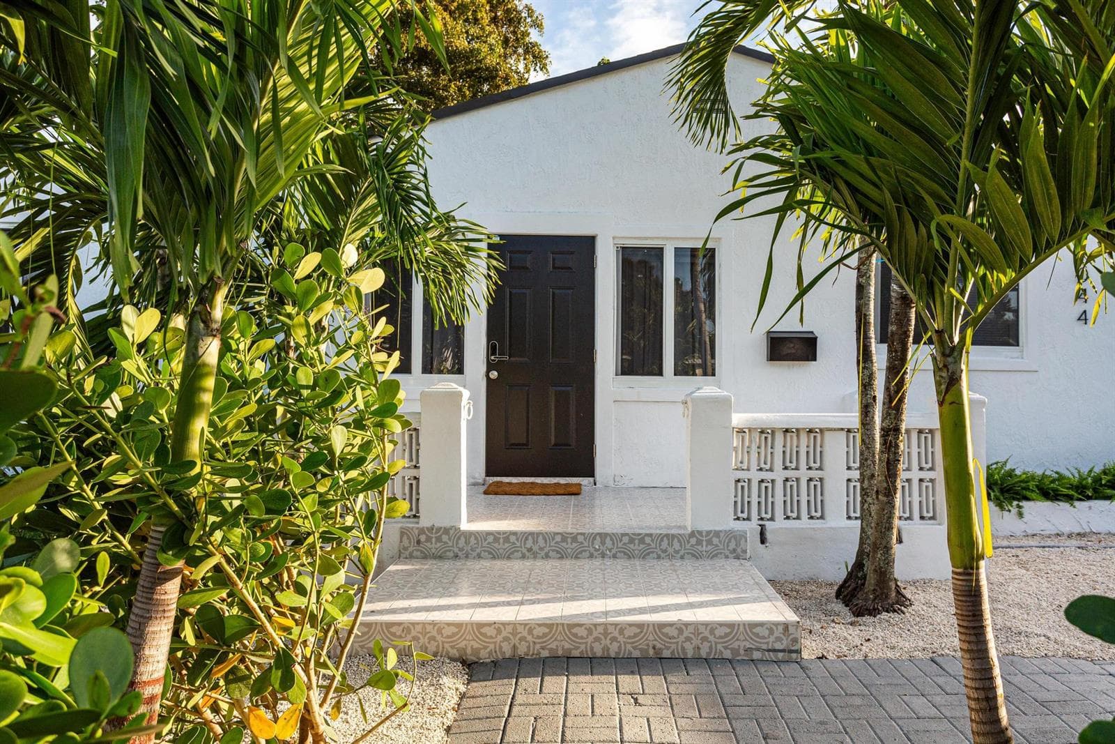 1044 NW 60th Street, Miami FL 33127 — 3
