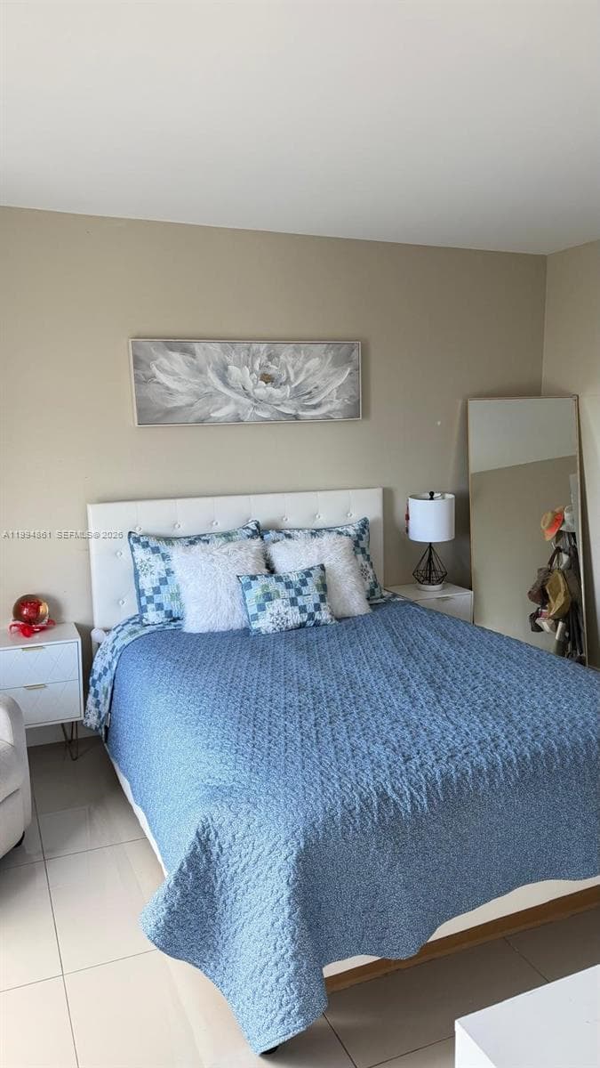 13499 Biscayne Blvd # 805, North Miami FL 33181 — 6