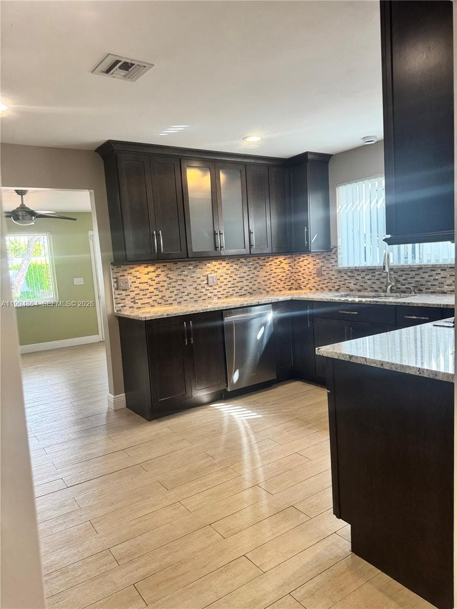 10760 SW 63rd St, Miami FL 33173 — 15