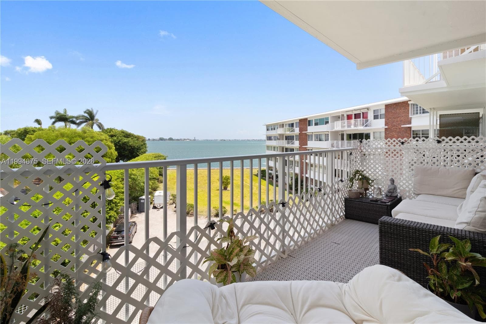 1700 NE 105th # 408, Miami Shores FL 33138 — 3