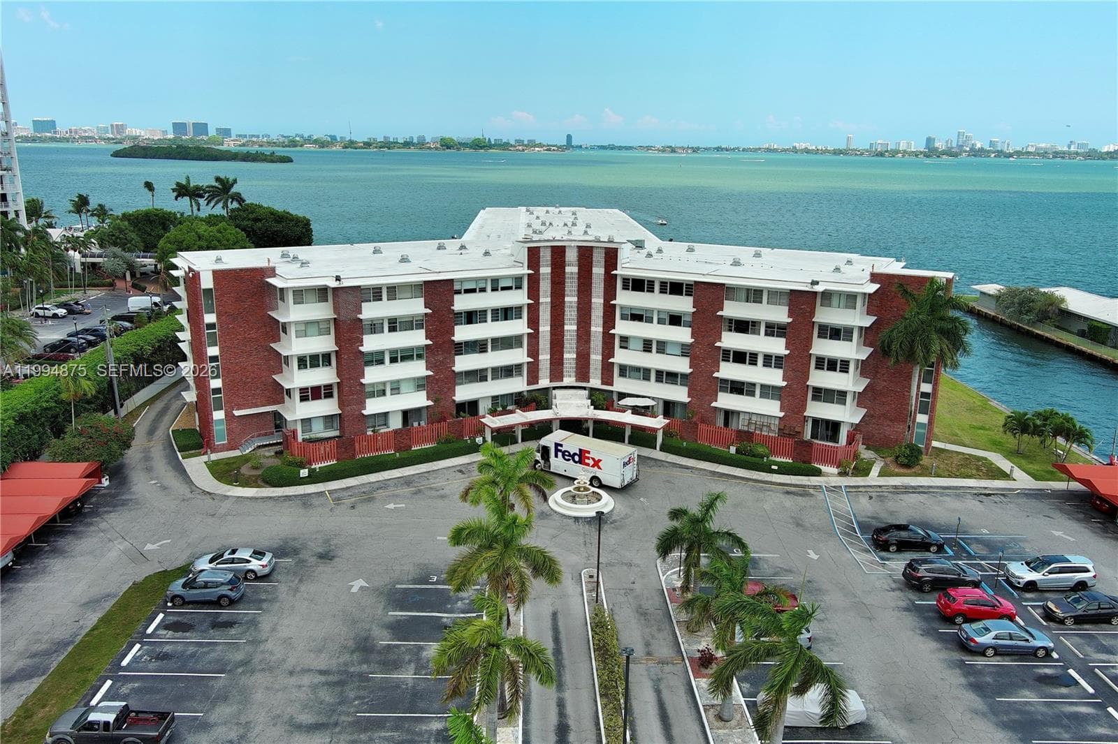 1700 NE 105th # 408, Miami Shores FL 33138 — 18