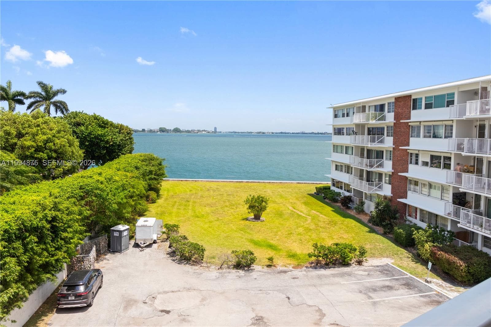 1700 NE 105th # 408, Miami Shores FL 33138 — 4