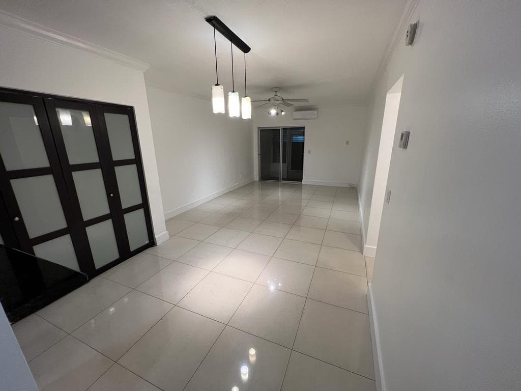 1560 NE 127th Street # 113, North Miami FL 33161 — 5