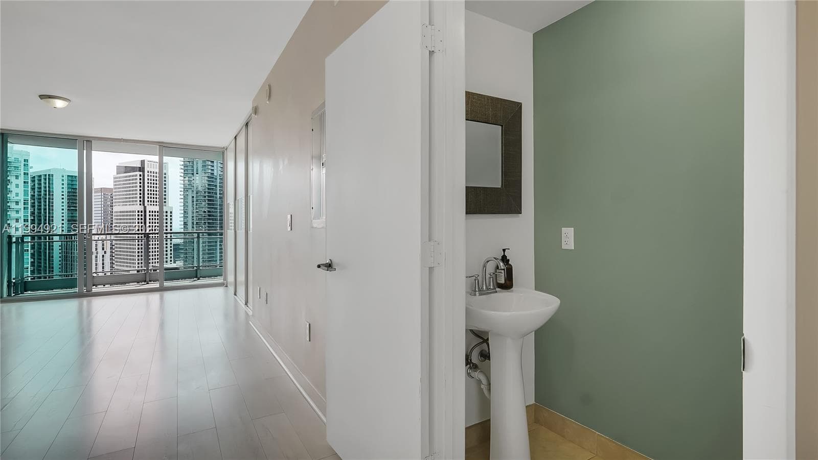 90 SW 3rd St # 3003, Miami FL 33130 — 27
