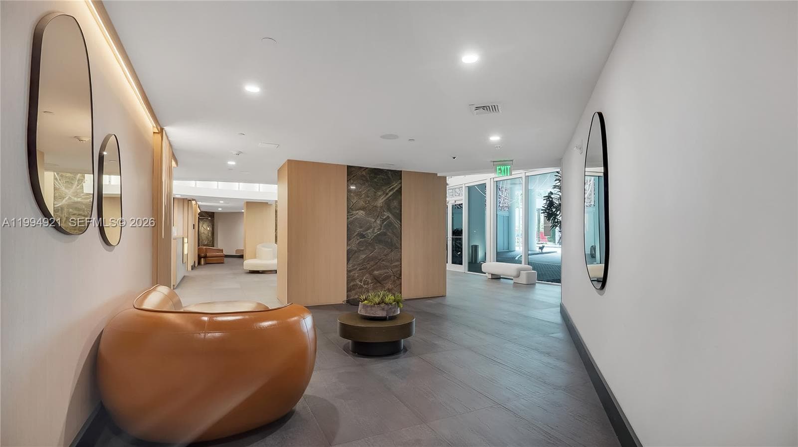 90 SW 3rd St # 3003, Miami FL 33130 — 46
