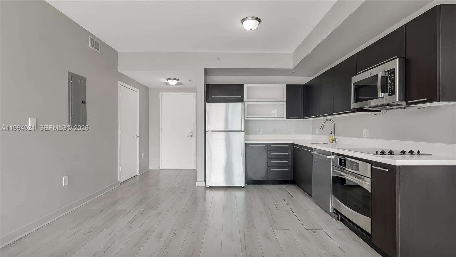 90 SW 3rd St # 3003, Miami FL 33130 — 16