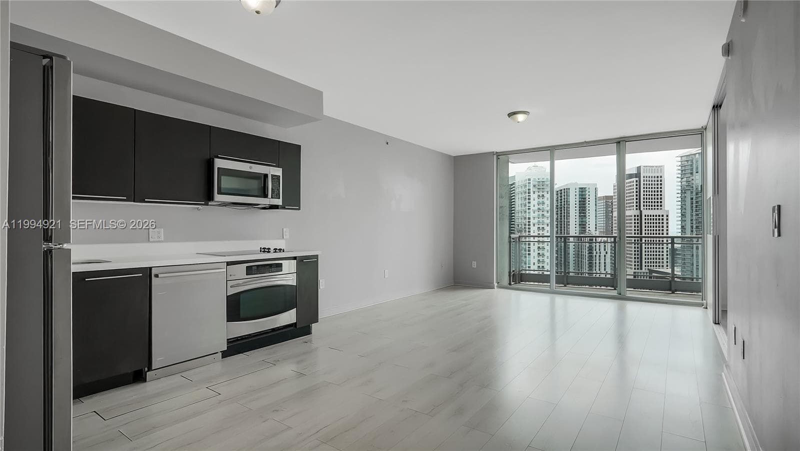 90 SW 3rd St # 3003, Miami FL 33130 — 7
