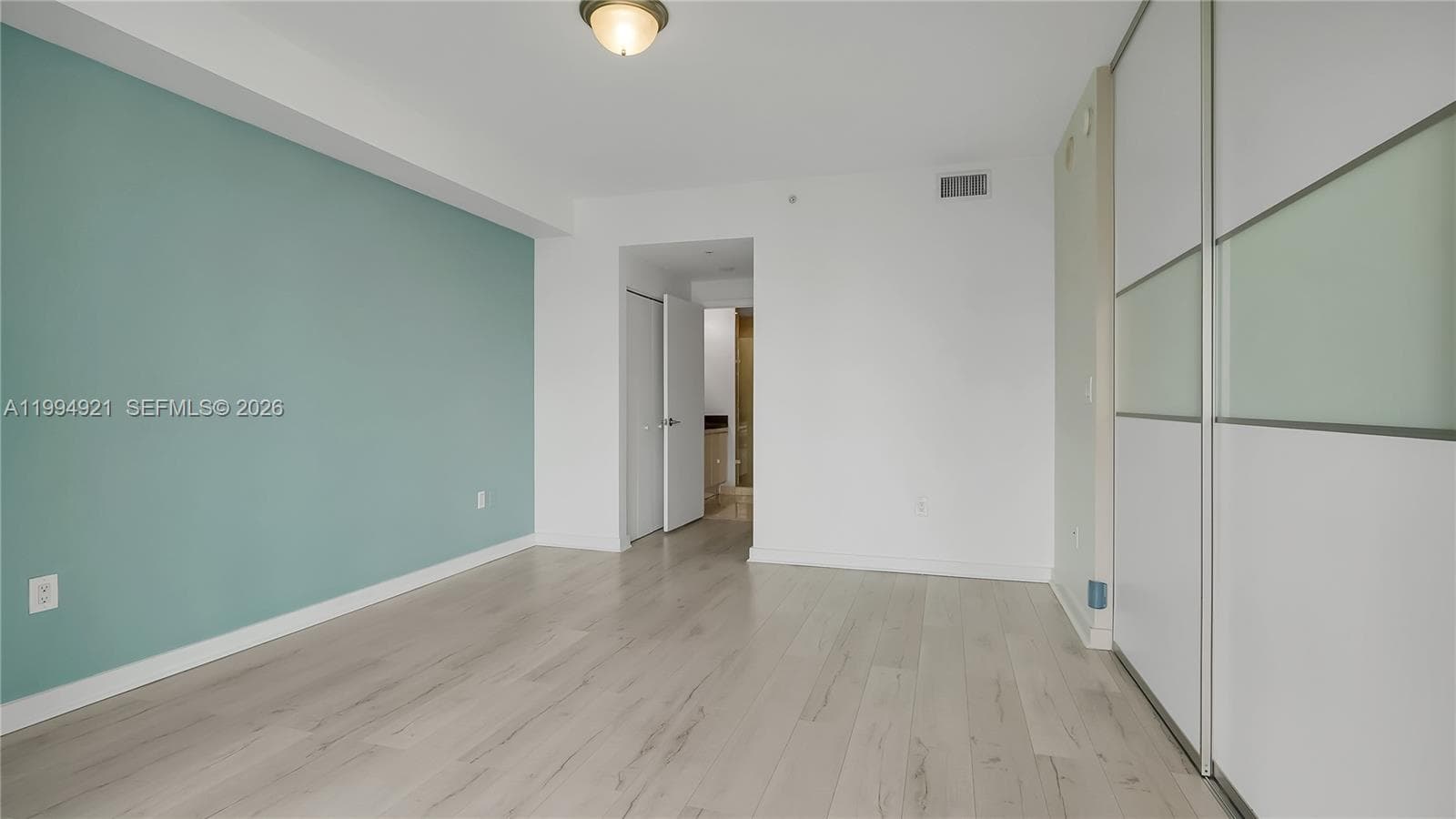 90 SW 3rd St # 3003, Miami FL 33130 — 28
