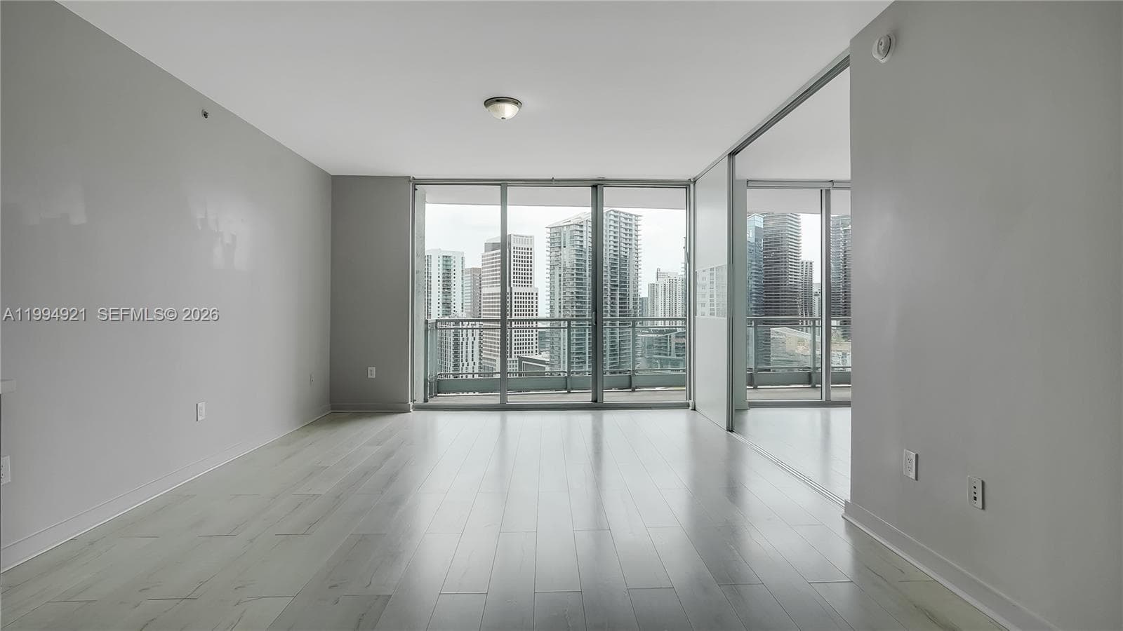 90 SW 3rd St # 3003, Miami FL 33130 — 5
