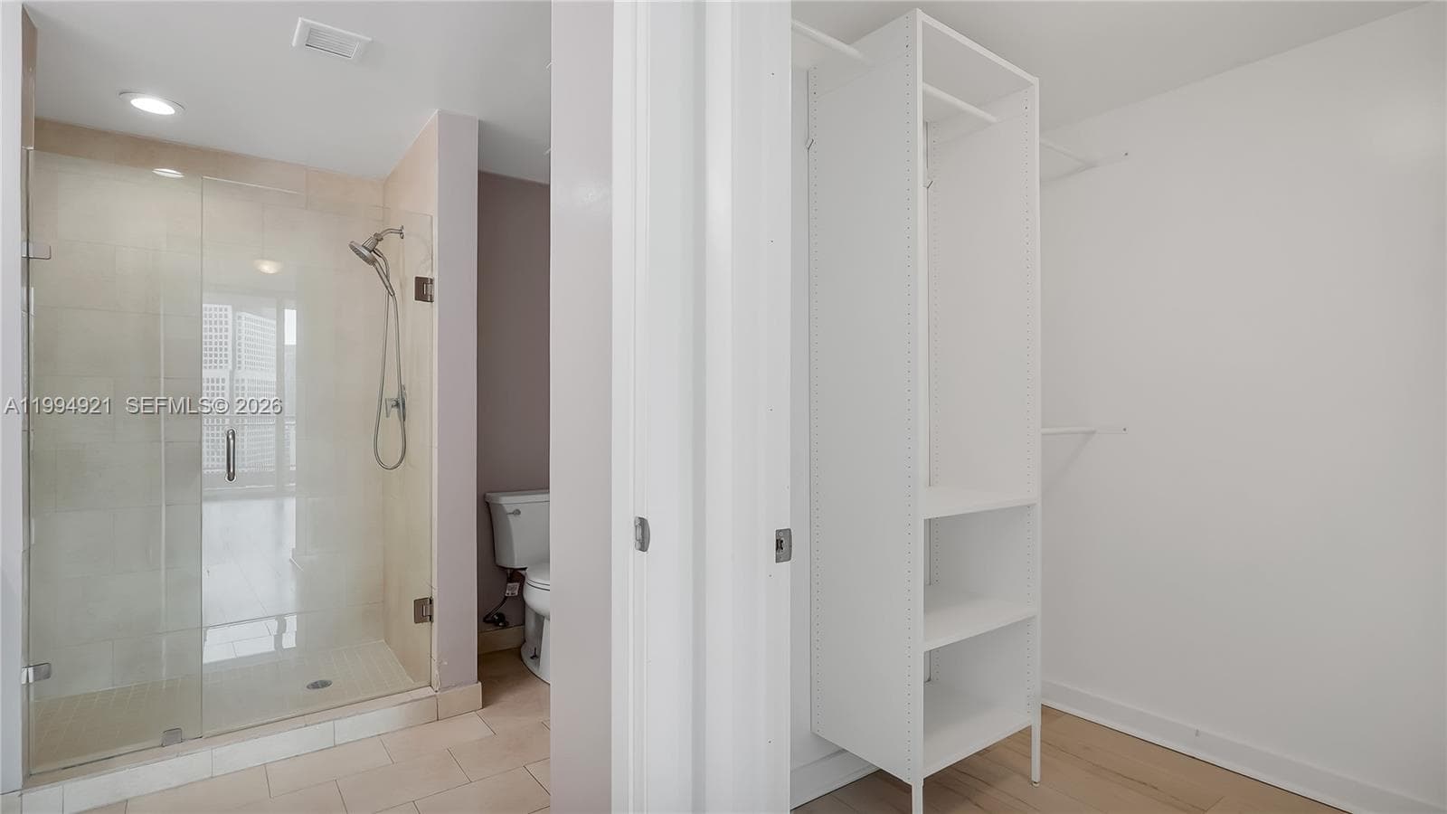 90 SW 3rd St # 3003, Miami FL 33130 — 33
