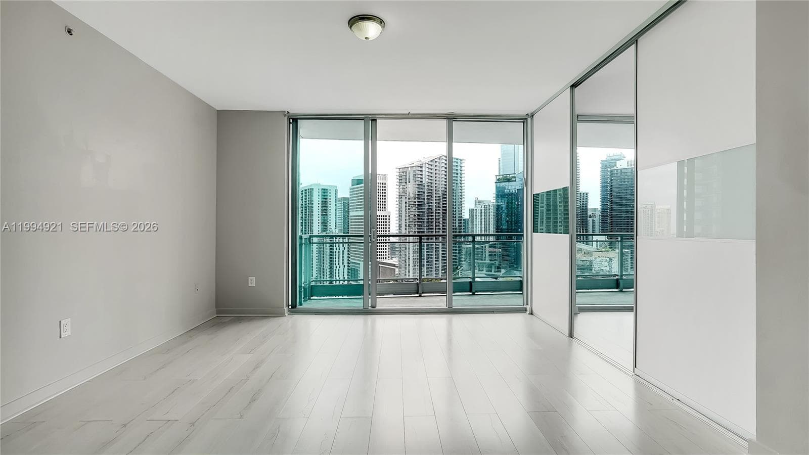 90 SW 3rd St # 3003, Miami FL 33130 — 14