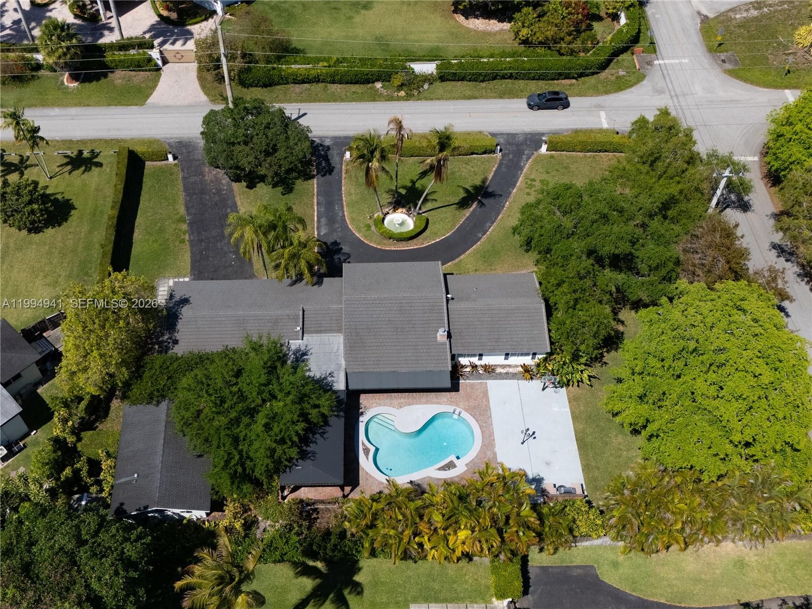 8500 SW 70th St, Miami FL 33143 — 62