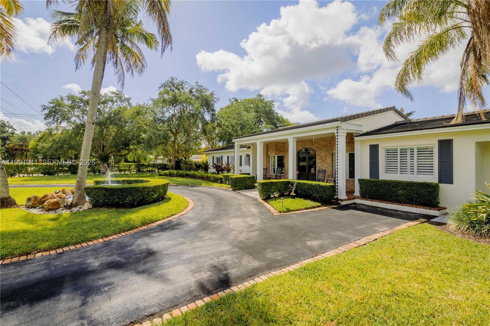 8500 SW 70th St, Miami FL 33143 — 2