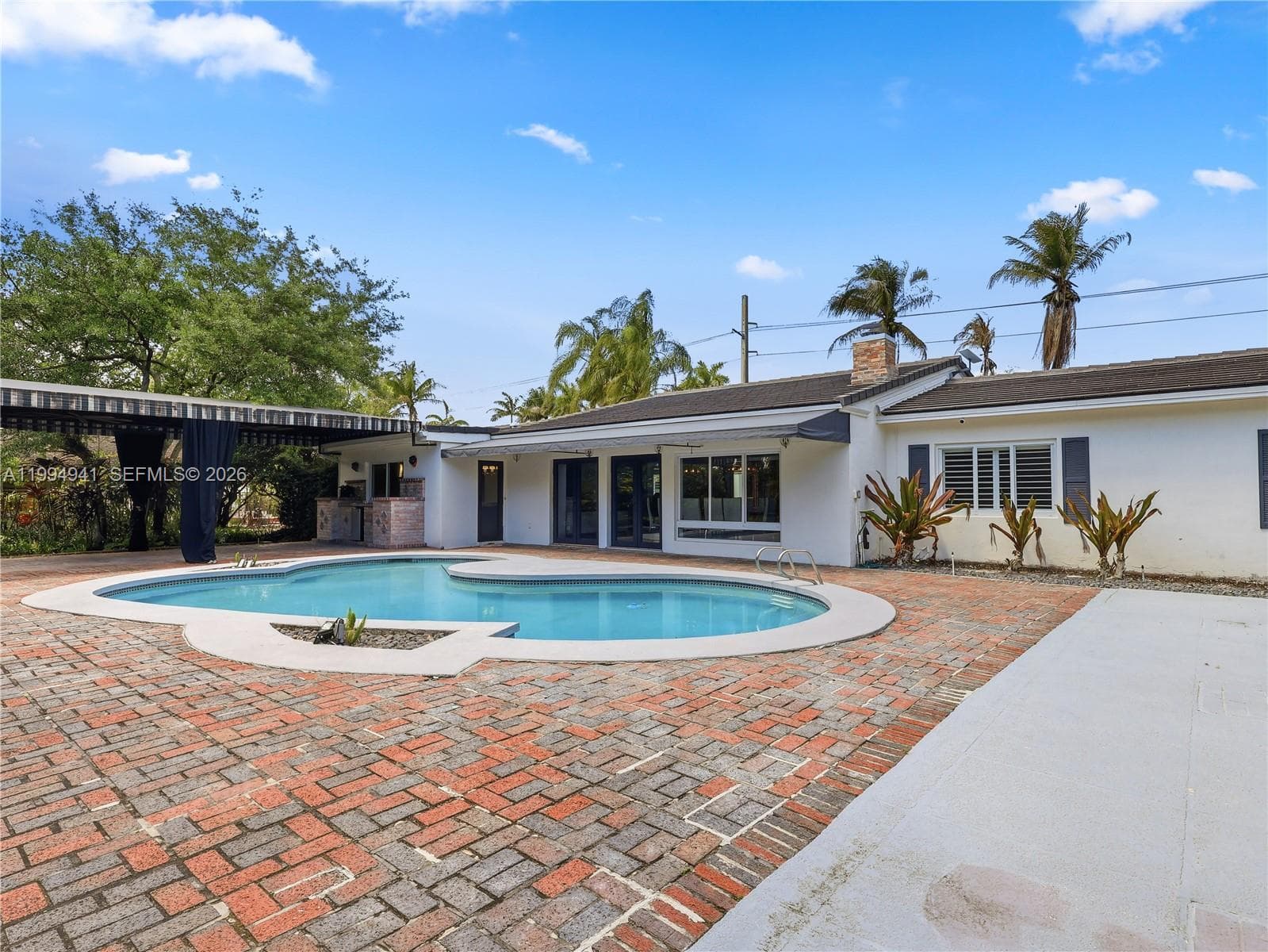8500 SW 70th St, Miami FL 33143 — 50