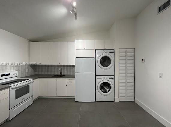 6101 NE Miami Ct # 2, Miami FL 33137 — 4