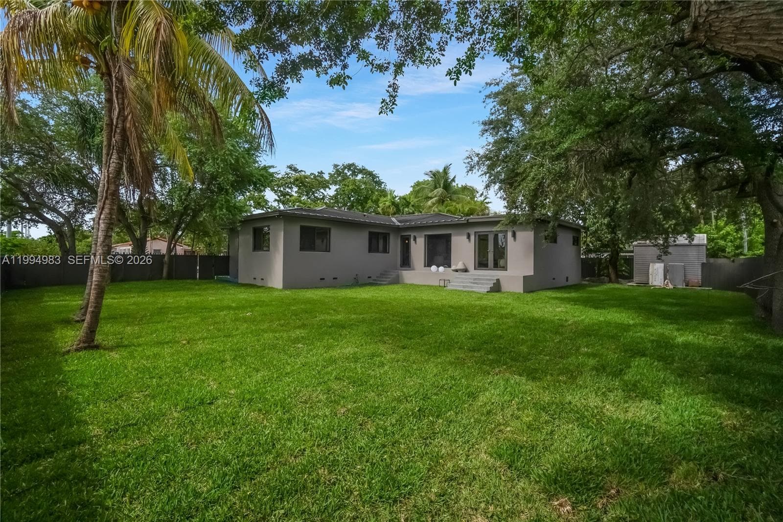 6207 SW 10th St, West Miami FL 33144 — 23