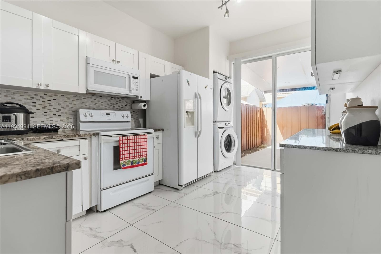 64 SW 15th Ter, Homestead FL 33030 — 9