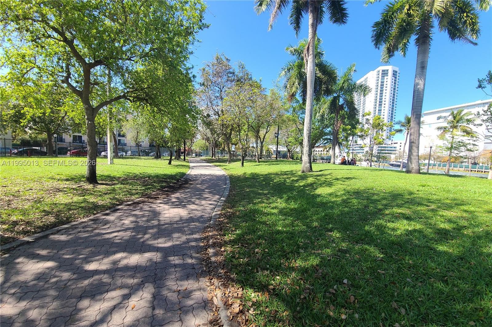 453 SW 2nd St # 306C, Miami FL 33130 — 16