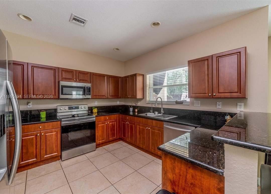 385 NE 36th Ave Rd, Homestead FL 33033 — 5