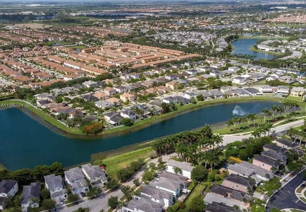 385 NE 36th Ave Rd, Homestead FL 33033 — 10
