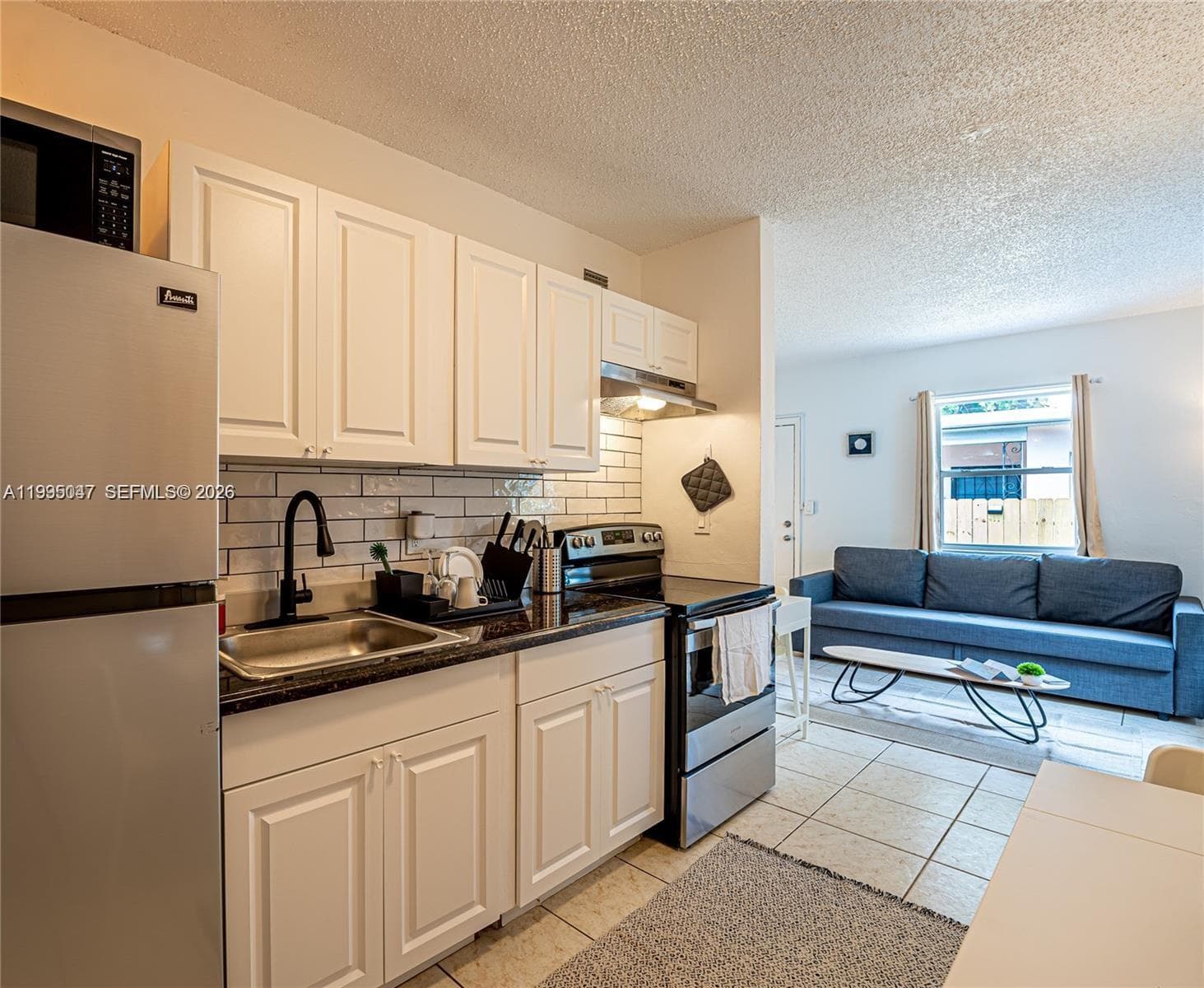 7031 NW 6th Ct, Miami FL 33150 — 15