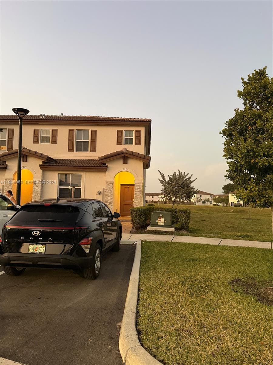 2371 NW 122nd Ter, Miami FL 33167 — 2