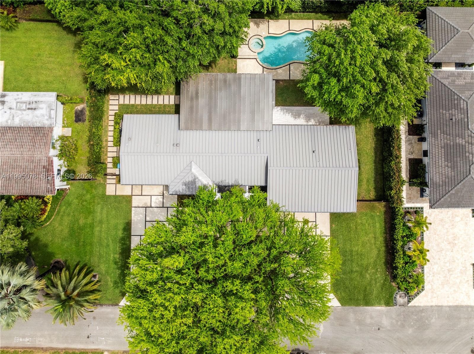 8525 SW 54th Ct, Miami FL 33143 — 13