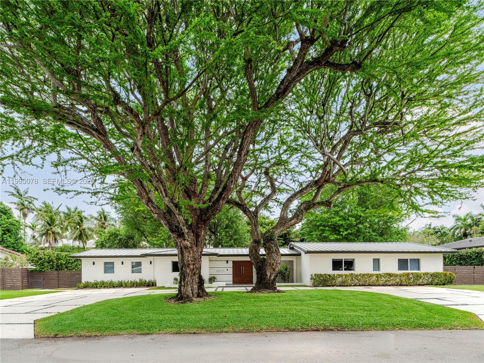 8525 SW 54th Ct, Miami FL 33143 — 7