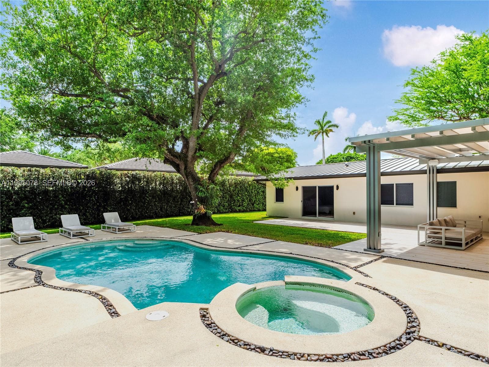 8525 SW 54th Ct, Miami FL 33143 — 29